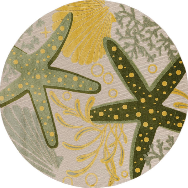 HomeRoots 5' Coastal Starfish Area Rug - Vibrant Green, Yellow, Ivory & Dark Green for Indoor/Outdoor Use 548139