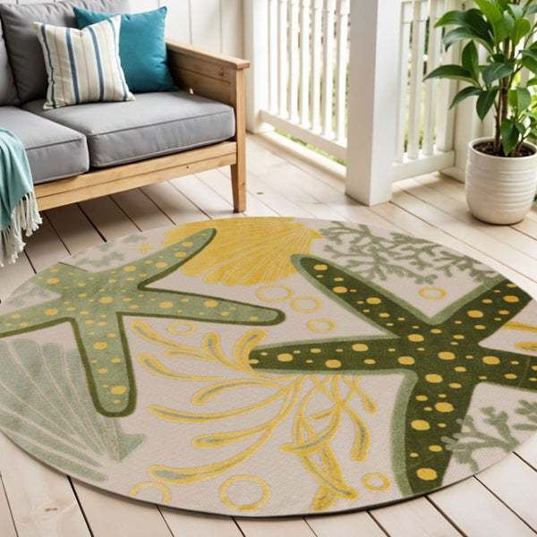 HomeRoots 5' Coastal Starfish Area Rug - Vibrant Green, Yellow, Ivory & Dark Green for Indoor/Outdoor Use 548139