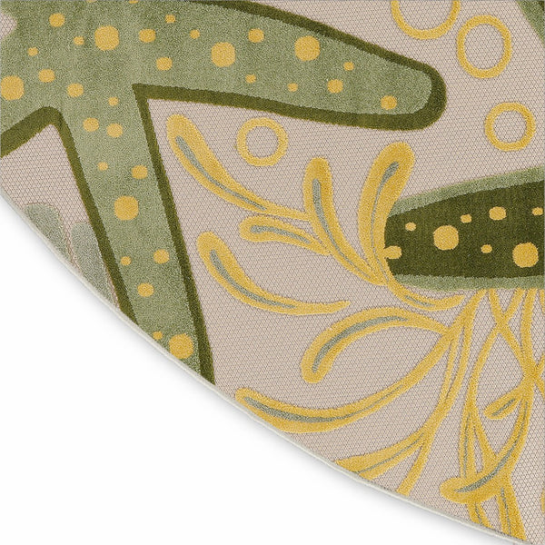 HomeRoots 5' Coastal Starfish Area Rug - Vibrant Green, Yellow, Ivory & Dark Green for Indoor/Outdoor Use 548139