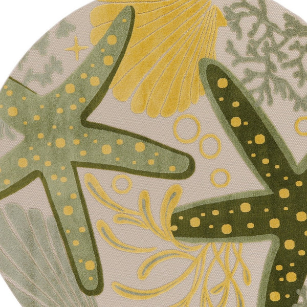 HomeRoots 5' Coastal Starfish Area Rug - Vibrant Green, Yellow, Ivory & Dark Green for Indoor/Outdoor Use 548139