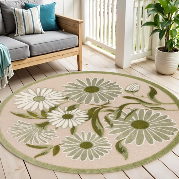 HomeRoots 5' Round Floral Area Rug in Ivory & Green – Stylish, Durable, Indoor/Outdoor Decor for Any Space 548140