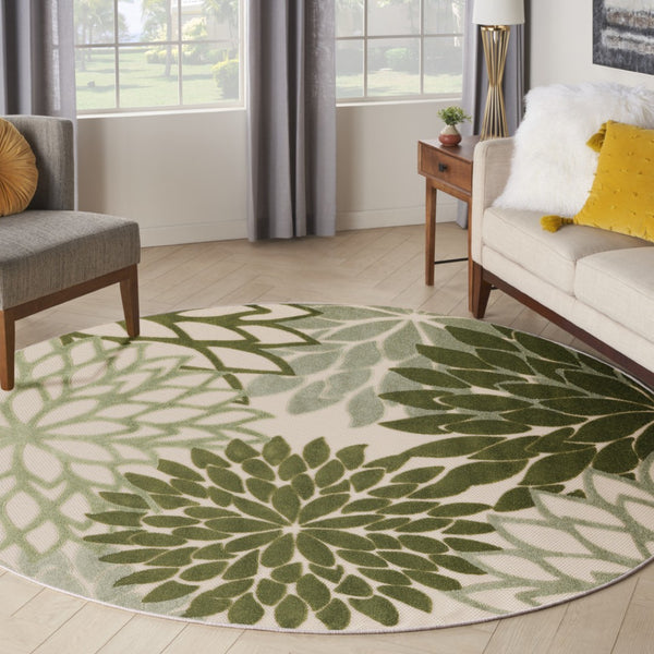 HomeRoots 5' Elegant Ivory Green Round Floral Area Rug for Indoor & Outdoor, Durable & Easy Maintenance 548141