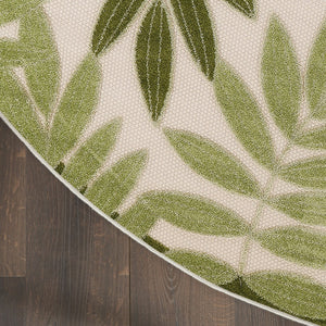 HomeRoots 5' Coastal-Inspired Ivory and Green Round Palm Leaf Rug for Indoor/Outdoor Durability and Style 548143