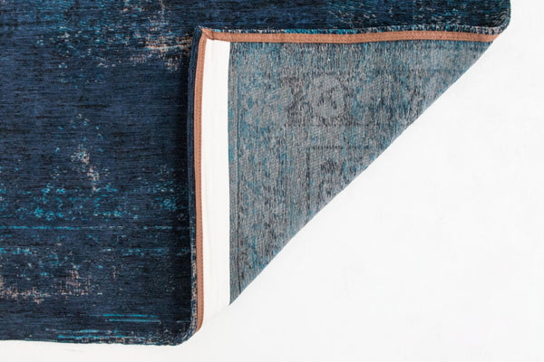 HomeRoots 3' Blue and Gray Medallion Non-Skid Area Rug - Elegant Design for Warmth and Style in Any Room 3' X 5' 548334