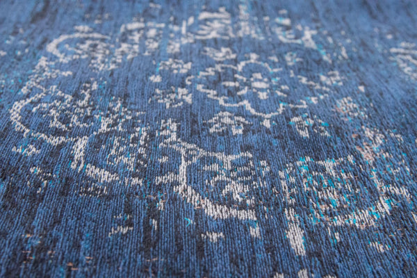HomeRoots 3' Blue and Gray Medallion Non-Skid Area Rug - Elegant Design for Warmth and Style in Any Room 3' X 5' 548334