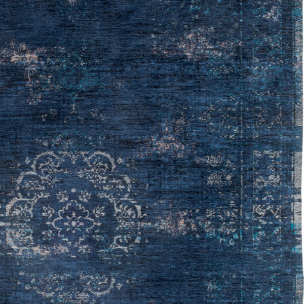 Homeroots 7' X 9' Blue And Gray Medallion Non Skid Area Rug  100% Pet 548337