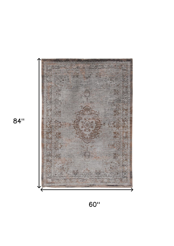 Homeroots 6' X 8' Gray And Beige Medallion Non Skid Area Rug  100% Pet 548348