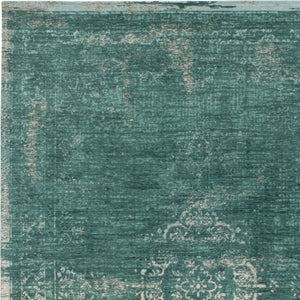 HomeRoots 3' Gray and Green Medallion Area Rug - Non-Skid Backing for Safe Entryways, Stylish and Durable Design 5' X 7' 548353
