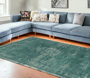 Homeroots 7' X 9' Gray And Green Medallion Non Skid Area Rug  100% Pet 548355