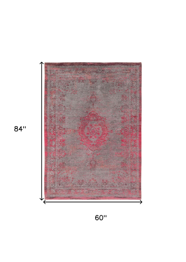 Homeroots 6' X 8' Gray And Pink Medallion Non Skid Area Rug  100% Pet 548372