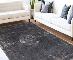 Homeroots 7' X 9' Gray And Black Medallion Non Skid Area Rug  100% Pet 548379
