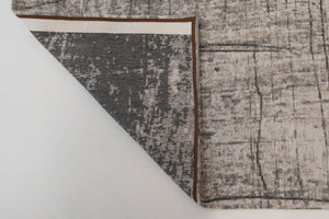 Homeroots 8' X 11' Gray And White Abstract Non Skid Area Rug  100% Pet 548400