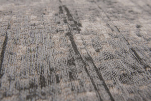 Homeroots 8' X 11' Gray And White Abstract Non Skid Area Rug  100% Pet 548400