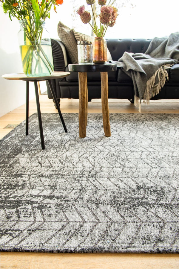 HomeRoots 3'' Black and Gray Chevron Non Skid Area Rug - Modern Design for Entryways and High-Traffic Spaces 3' X 5' 548420