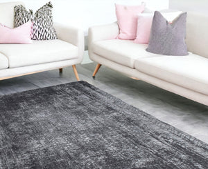 HomeRoots 9' X 13' Stylish Black and Gray Chevron Non-Skid Area Rug for Modern Home Décor & Safety 548425