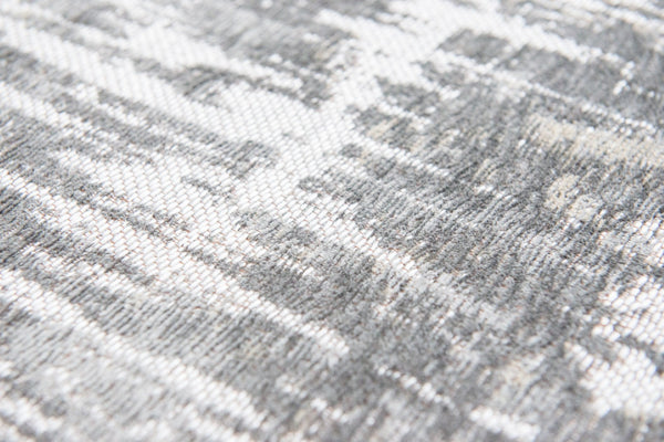 HomeRoots 3' Gray and White Abstract Non-Skid Area Rug - Modern Design for Entryways, Kitchens & More! 6' X 8' 548490