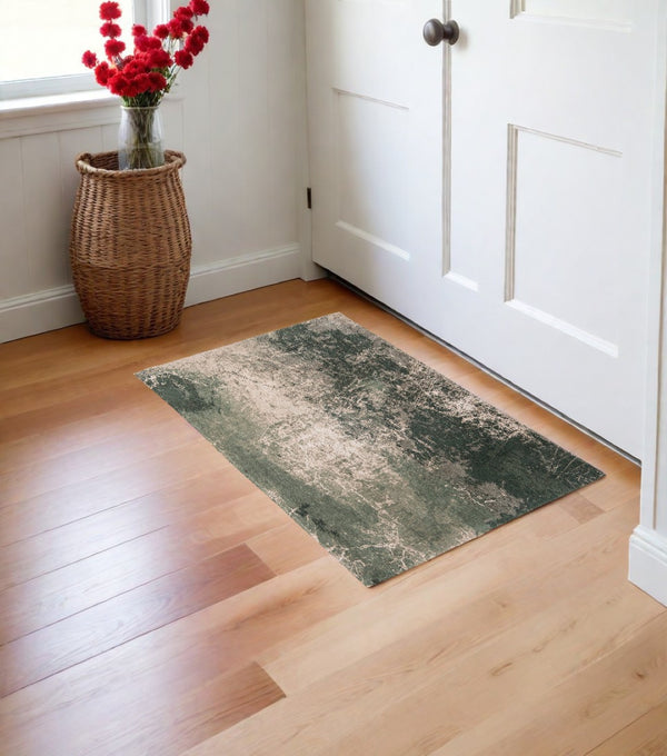 HomeRoots 3' Beige and Green Abstract Area Rug – Stylish Non-Skid Design for Entryways and Small Spaces 3' X 5' 548514