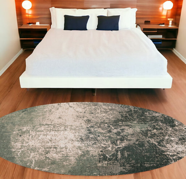 HomeRoots 3' Beige and Green Abstract Area Rug – Stylish Non-Skid Design for Entryways and Small Spaces 8' Round 548521