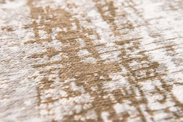 HomeRoots 9' X 13' Gray and Beige Abstract Area Rug with Non-Skid Backing for Durable, Stylish Living Spaces 548527