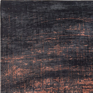 Homeroots 5' Black And Gold Round Abstract Non Skid Area Rug  100% Pet 548546