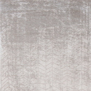 HomeRoots 3' Gray and White Chevron Area Rug - Modern Non-Skid Design for Entryways and Small Spaces 3' X 5' 548564