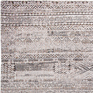 Homeroots 6' X 8' Gray And White Oriental Non Skid Area Rug  100% Pet 548603