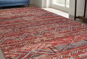 Homeroots 5' X 7' Red And Gray Oriental Non Skid Area Rug  100% Pet 548607