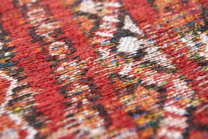 HomeRoots 9' Classic Red and Gray Oriental Non-Skid Area Rug - Timeless Design for High-Traffic Spaces 548611
