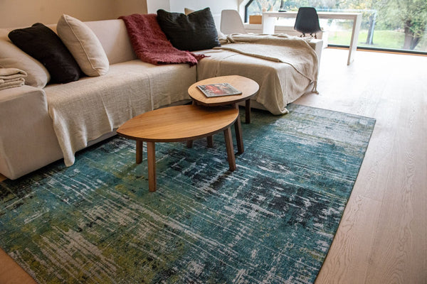 HomeRoots 5' Blue and Green Abstract Area Rug with Non-Skid Backing for Safe and Stylish Home Décor 8' Round 548627
