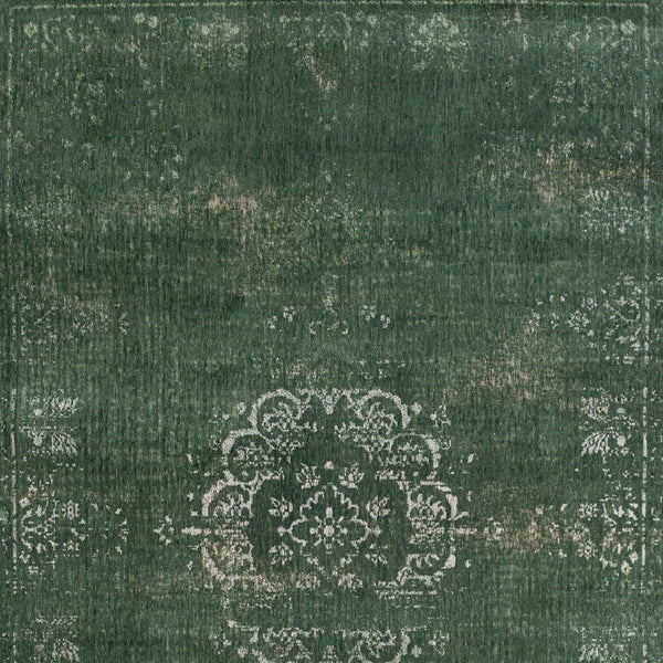 Homeroots 5' X 7' Gray And Green Medallion Non Skid Area Rug  100% Pet 548640