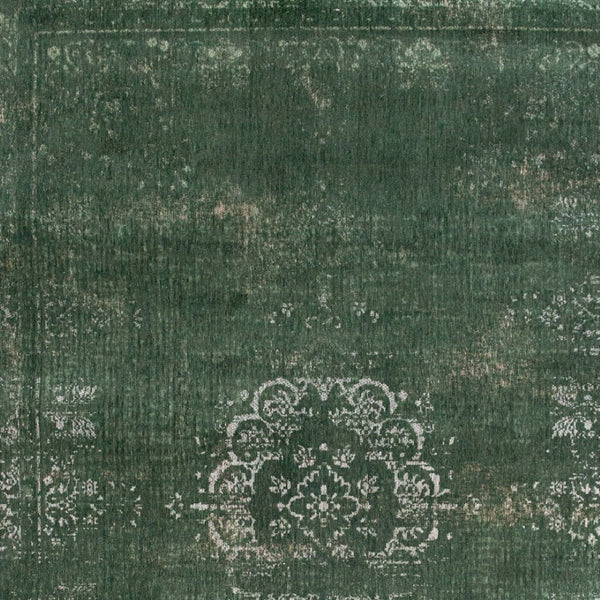 HomeRoots 3' Gray and Green Medallion Non-Skid Area Rug for High-Traffic Spaces - Elegant & Durable Design 6' X 8' 548641