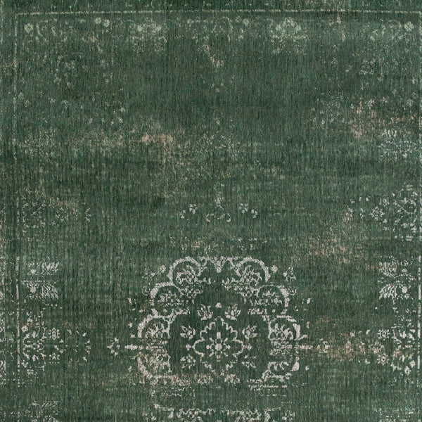 Homeroots 8' X 11' Gray And Green Medallion Non Skid Area Rug  100% Pet 548643