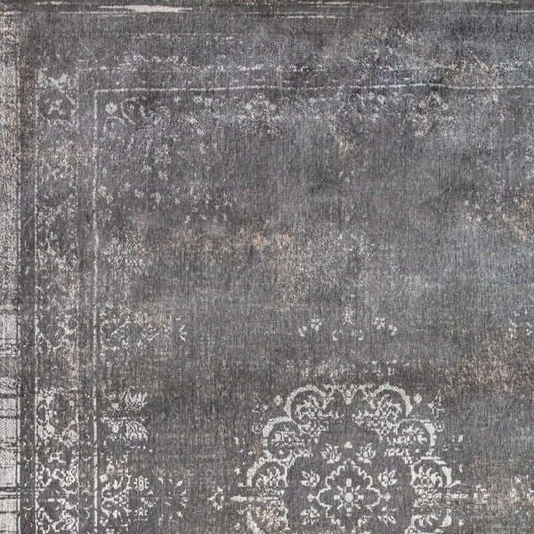 Homeroots 7' X 9' Gray Medallion Non Skid Area Rug  100% Pet 548648