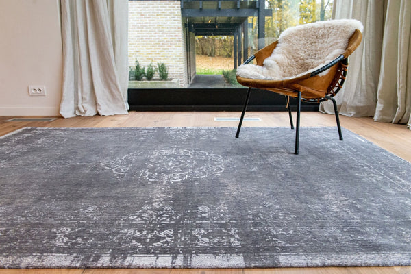 HomeRoots 9' Gray Medallion Non-Skid Area Rug - Elegant, Durable, and Versatile for High-Traffic Spaces! 548650