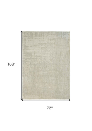 Homeroots 7' X 9' Gray And Beige Abstract Non Skid Area Rug  100% Pet 548660