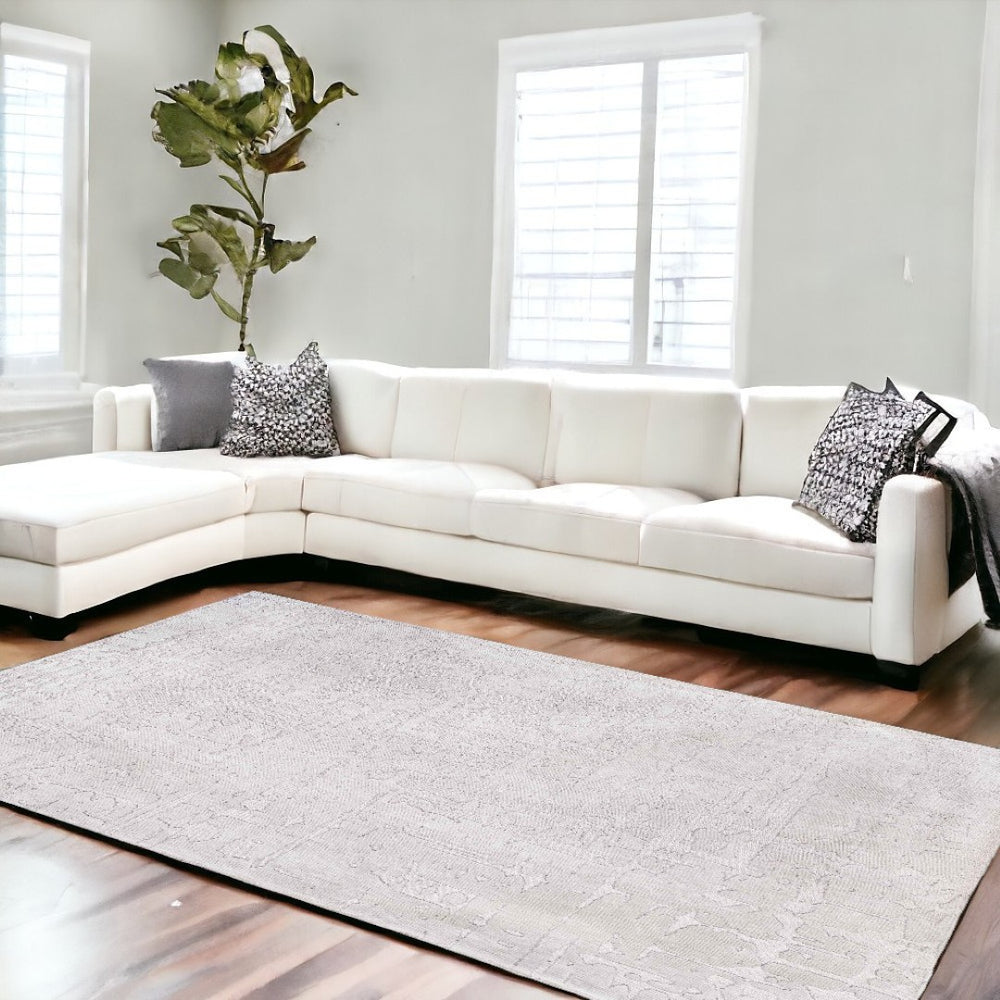 HomeRoots 9' X 13' White Abstract Non-Skid Area Rug - Modern Elegance with Reliable Safety for Your Home Decor 548670