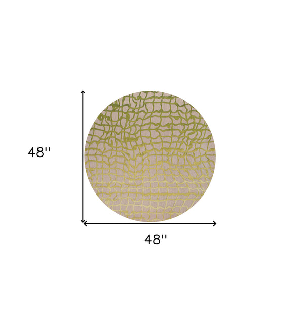 Homeroots 5' Gray And Green Round Abstract Non Skid Area Rug  100% Pet 548720