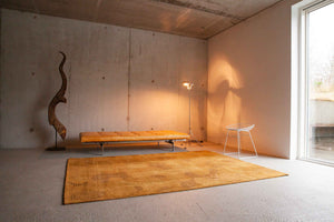 Homeroots 7' X 9' Yellow Abstract Non Skid Area Rug  100% Pet 548738