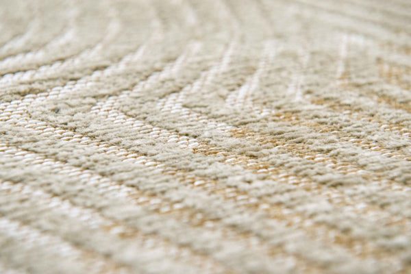 HomeRoots 9' X 13' Abstract Beige and White Area Rug with Non-Skid Backing - Modern Style for Every Space 548764