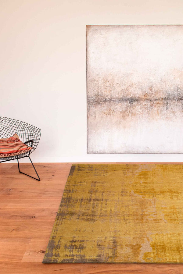 HomeRoots 3' Modern Yellow and Brown Abstract Area Rug - Non-Skid, Durable, Perfect for High-Traffic Spaces 3' X 5' 548767