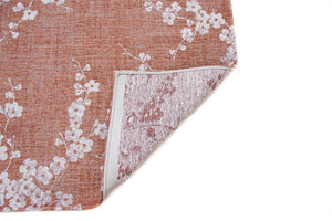 HomeRoots 3' Red and White Oriental Area Rug – Elegant Non-Skid Design for Entryways and Small Spaces 8' Round 548779