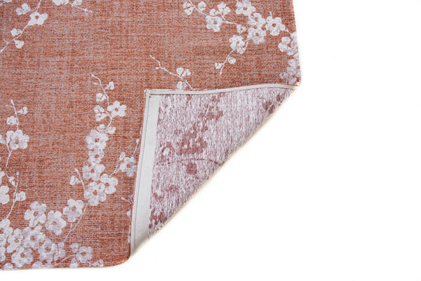HomeRoots 3' Red and White Oriental Area Rug – Elegant Non-Skid Design for Entryways and Small Spaces 8' Round 548779