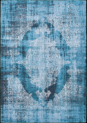 Homeroots 5' X 7' Blue And White Oriental Non Skid Area Rug  100% Pet 548798