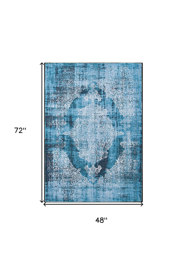 Homeroots 5' X 7' Blue And White Oriental Non Skid Area Rug  100% Pet 548798