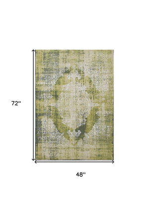 Homeroots 5' X 7' Green And White Oriental Non Skid Area Rug  100% Pet 548804