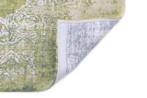 Homeroots 8' X 11' Green And White Oriental Non Skid Area Rug  100% Pet 548807