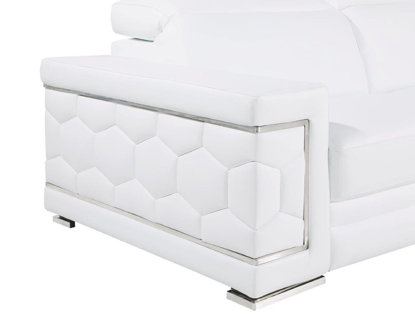 HomeRoots 89" Leather Sofa with Modern Silver Legs – Stylish, Comfortable Seating for Your Living Room Decor WHITE 548986