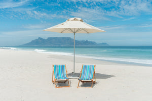 Homeroots 9' White Polyester Round Market Patio Umbrella  Aluminum 548999