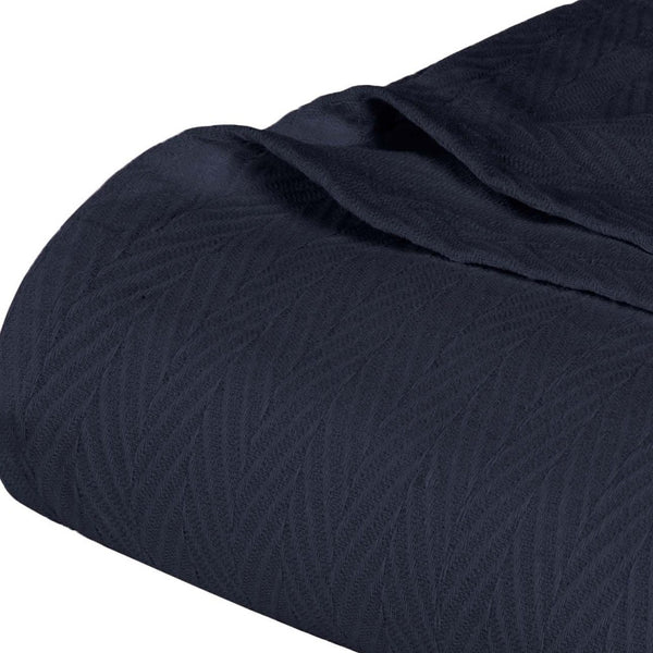 Homeroots California King Navy Blue Cotton Woven Chevron Blanket - Cozy, Stylish, Year-round Comfort & Sleep Aid  Cotton 549225