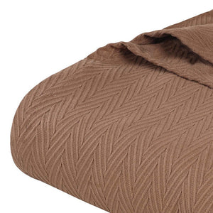 Homeroots California King Taupe Cotton Woven Chevron Blanket - Cozy, Stylish, And Temperature-regulating Comfort  Cotton 549229